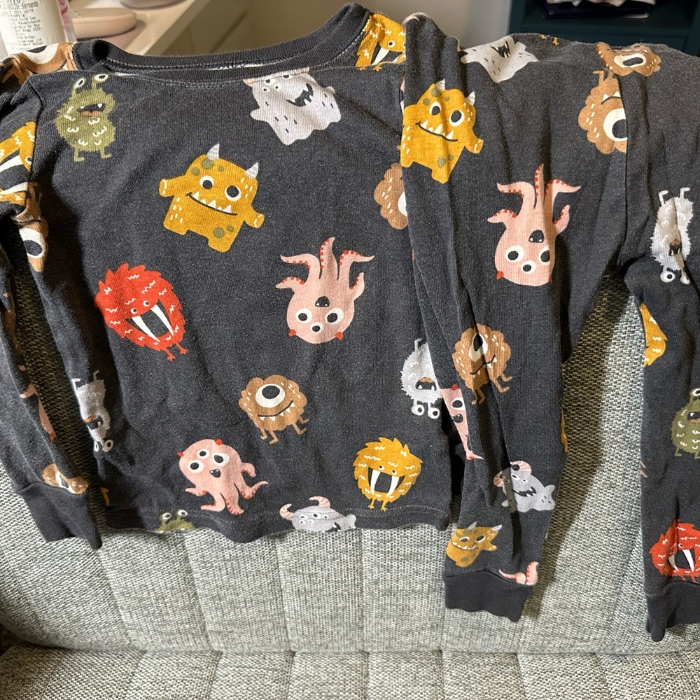 Old Navy Kids 2T PJs Charcoal with Colorful Monsters